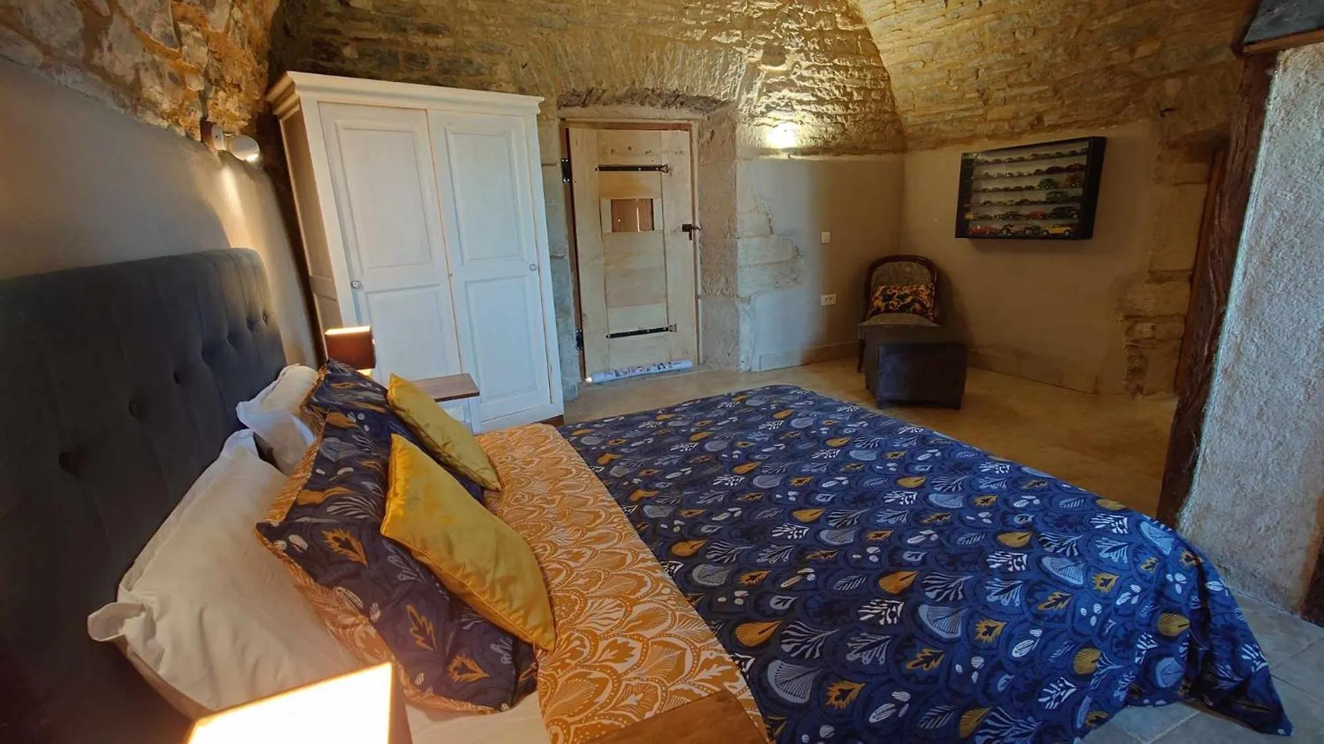 Holiday home Atypique Maison De Charme Parisot